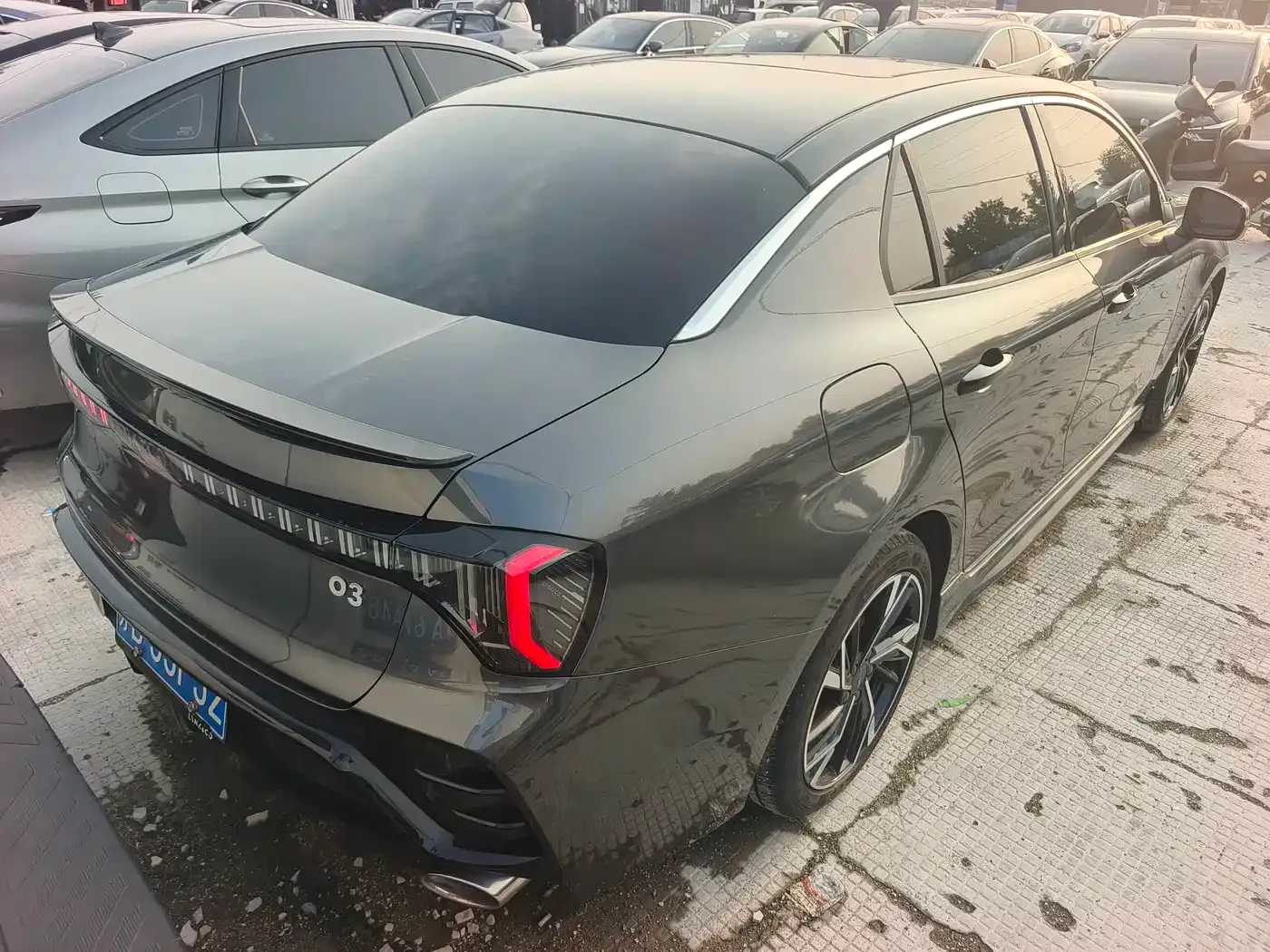 Lynk & Co Lynk & Co 03 2023 2.0TD DCT Jin Pro — Фото автомобиля 13
