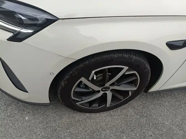BYD Seal 07 DM-i — Фото автомобиля 22