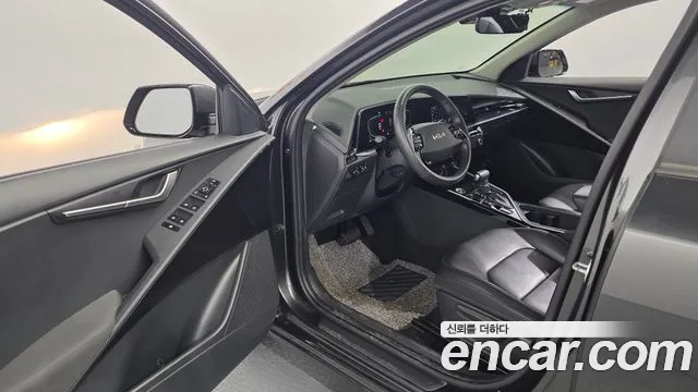 Kia Niro The All New Niro — Фото автомобиля 10