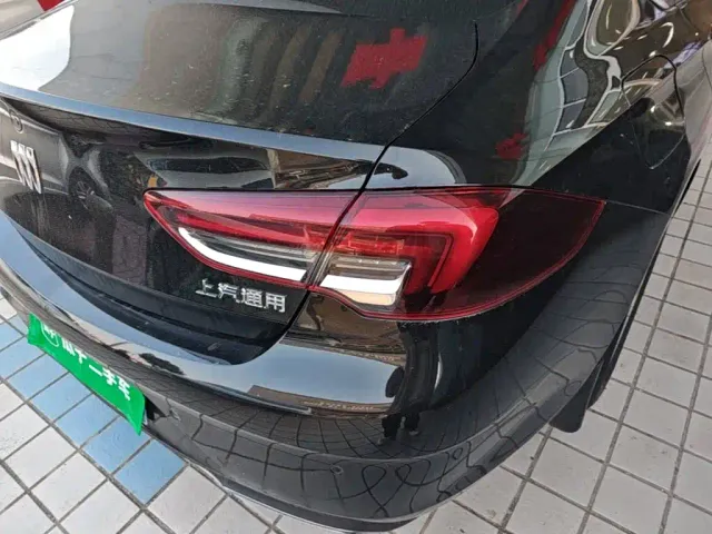 Buick Regal — Фото автомобиля 7
