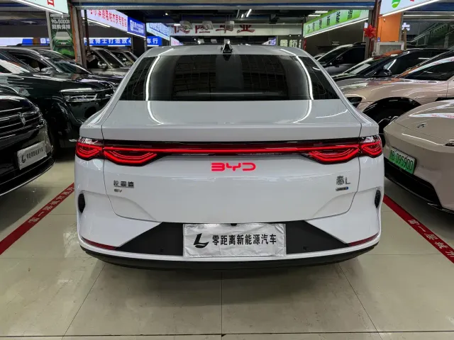 BYD Qin L — Фото автомобиля 5