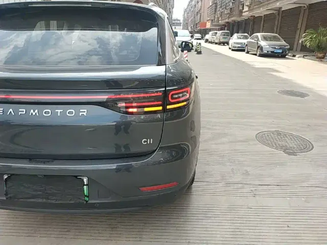 Leapmotor C11 — Фото автомобиля 7