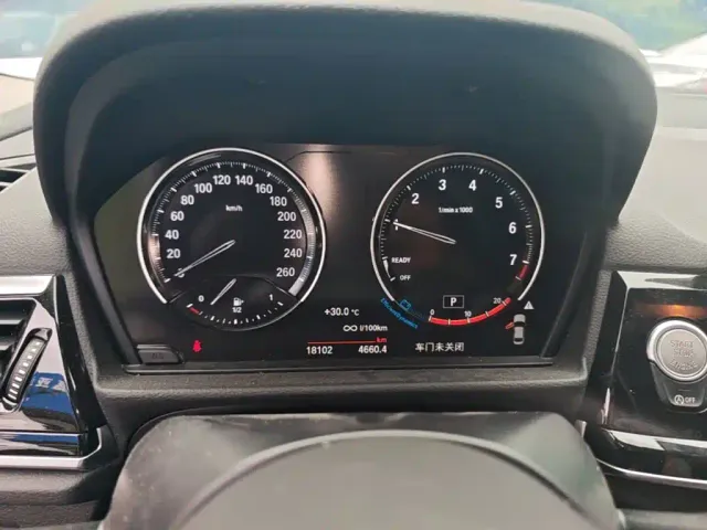 BMW 1 Series — Фото автомобиля 11
