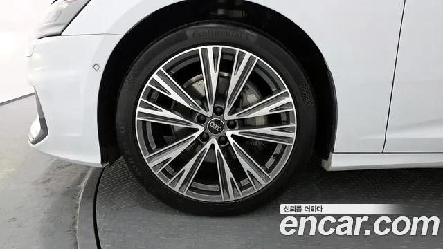 Audi A6 45 TFSI quattro Premium — Фото автомобиля 5