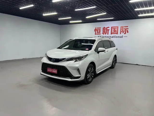 Фотография автомобиля — Toyota Granvia