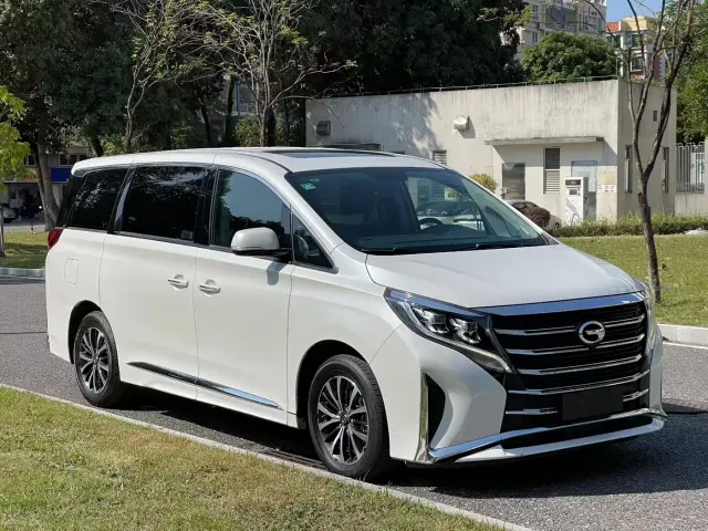 GAC Trumpchi M8 — Фото автомобиля 3