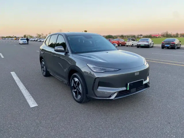 Geely Galaxy E5 — Фото автомобиля 3