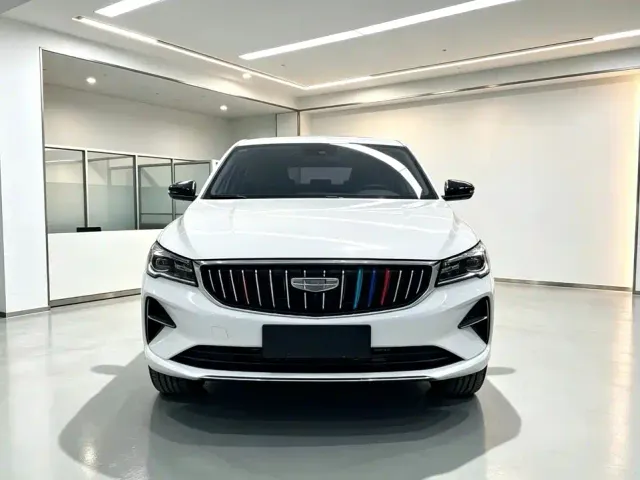 Geely Emgrand — Фото автомобиля 2