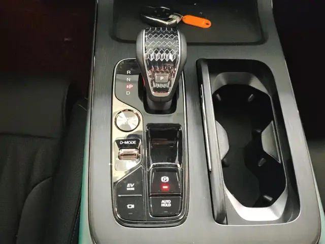 GAC Trumpchi GS8 — Фото автомобиля 16