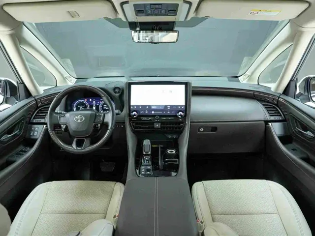 Toyota Alphard — Фото автомобиля 6
