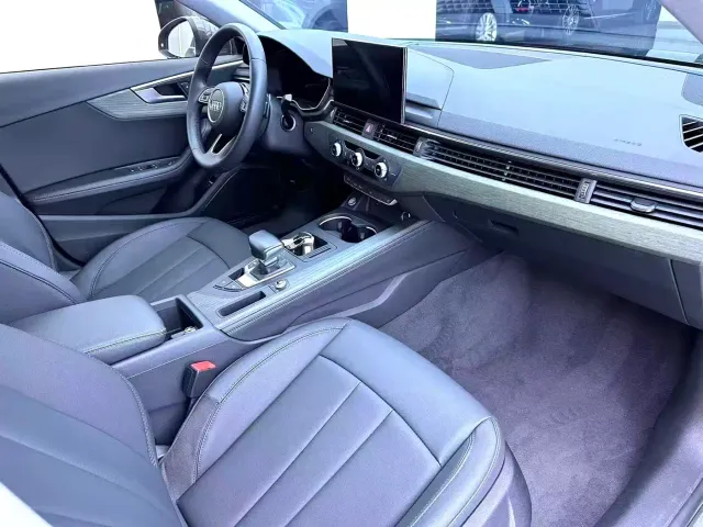 Audi A4L — Фото автомобиля 10