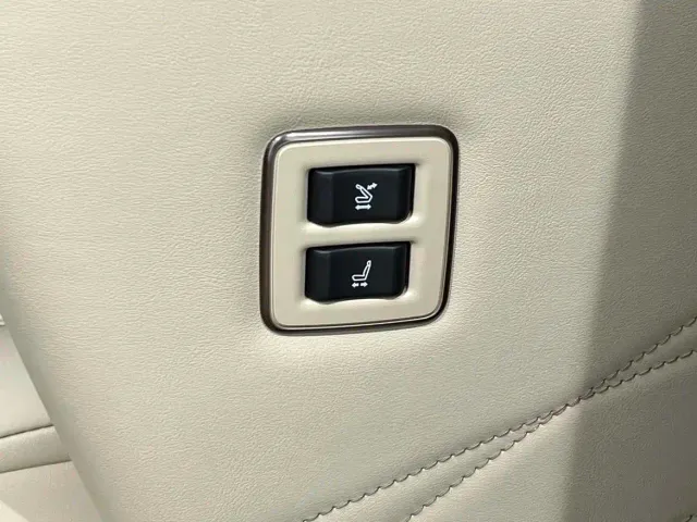 Toyota Vellfire — Фото автомобиля 19