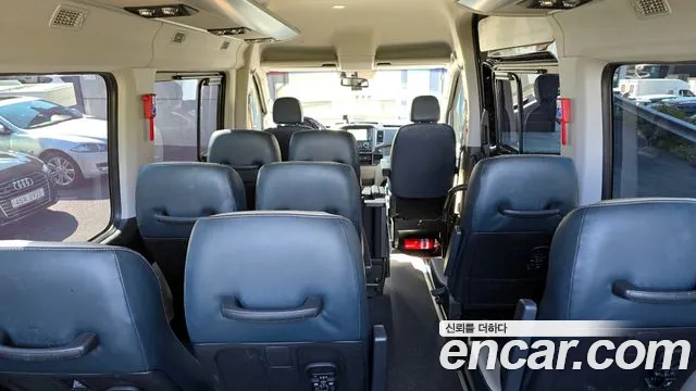 Hyundai Solati Solati 15 мест — Фото автомобиля 19