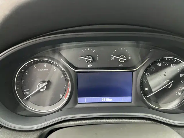 Buick Regal — Фото автомобиля 11