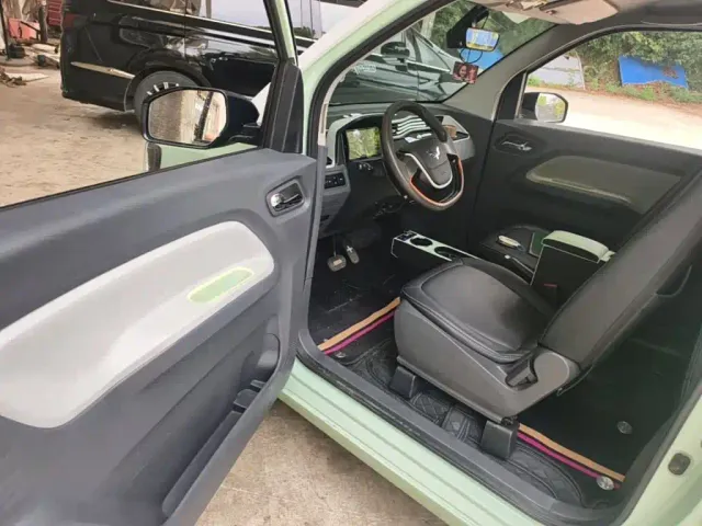 Wuling Hongguang Mini EV — Фото автомобиля 15