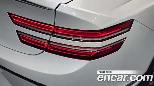 Genesis G80 RG3 — Фото автомобиля 8