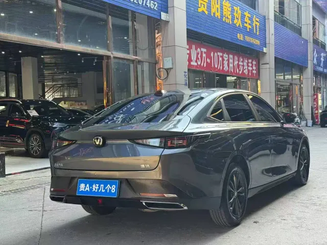 Changan Lamore — Фото автомобиля 9