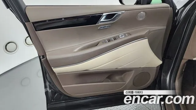 Genesis GV80 2.5T Бензин 2WD — Фото автомобиля 20