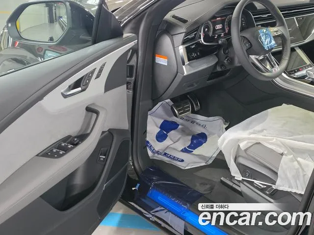Audi Q8 50 TDI quattro Premium — Фото автомобиля 8