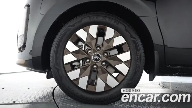 Hyundai Staria — Фото автомобиля 4
