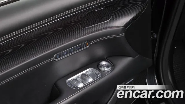 Genesis G90 Бензин 3.5 турбо AWD — Фото автомобиля 16