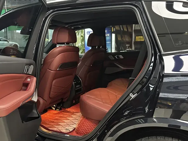 BMW X5 — Фото автомобиля 12