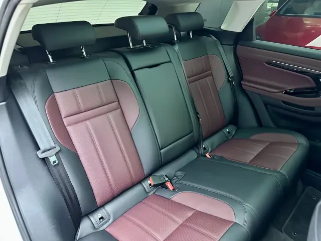 Land Rover Range Rover Evoque — Фото автомобиля 10