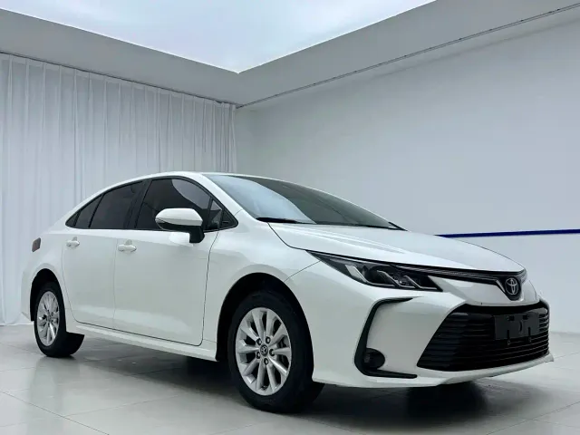 Toyota Corolla — Фото автомобиля 3