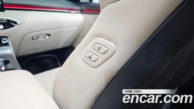 Genesis GV70 2.5T Бензин 2WD — Фото автомобиля 29