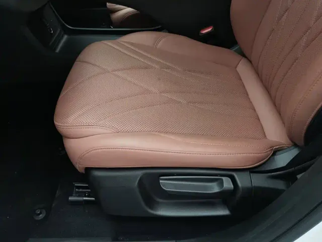 Geely Galaxy L6 — Фото автомобиля 20