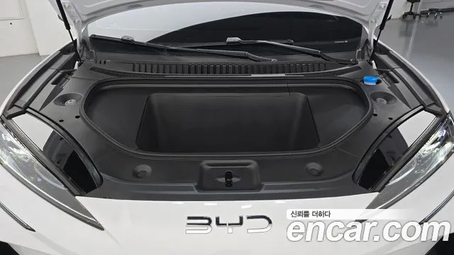 BYD Sealion 7 — Фото автомобиля 6
