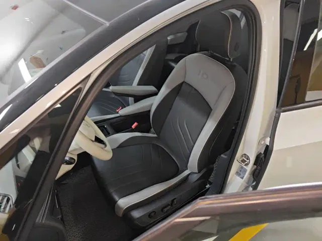 Volkswagen ID.3 — Фото автомобиля 14
