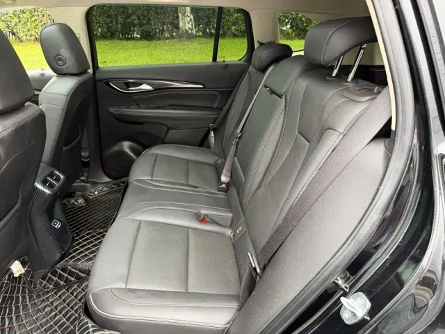 Buick Envision Plus — Фото автомобиля 12