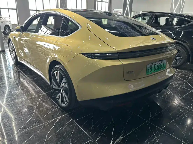 Nio ET5 — Фото автомобиля 5