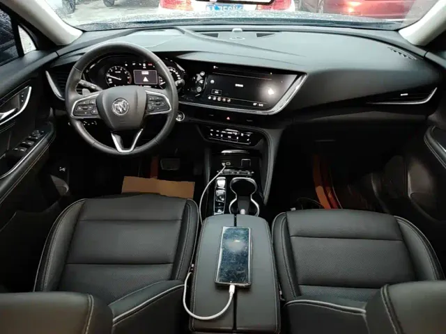 Buick Envision Plus — Фото автомобиля 9