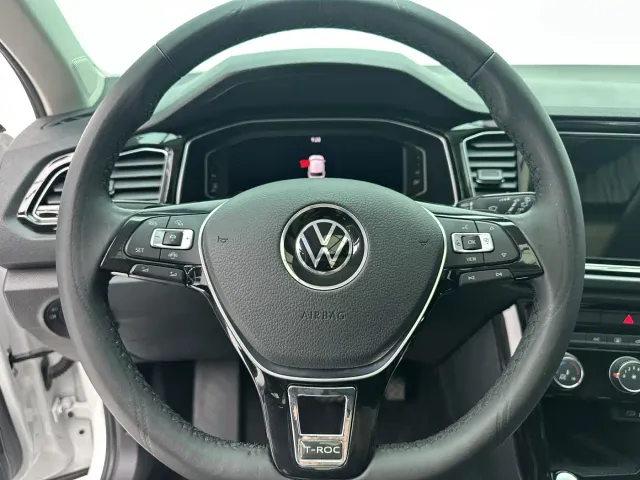 Volkswagen T-Roc — Фото автомобиля 17
