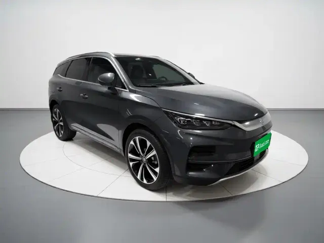 BYD Tang — Фото автомобиля 23