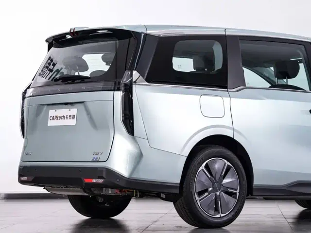 Maxus Dajia 7 — Фото автомобиля 9