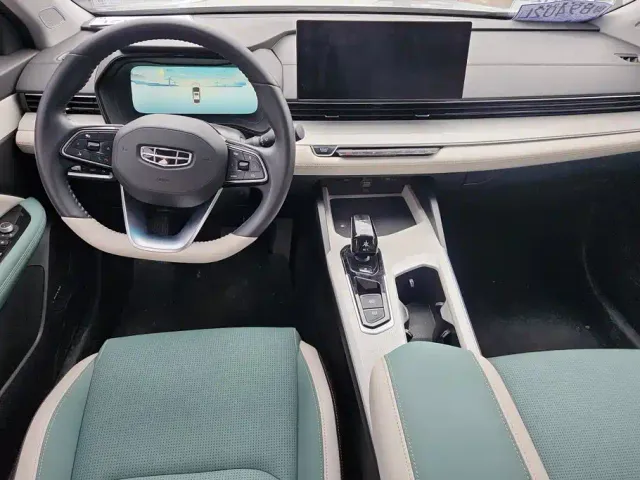 Geely Emgrand L — Фото автомобиля 12