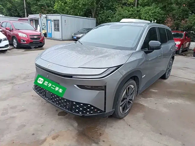 Фотография автомобиля — Toyota BoZhi 3X