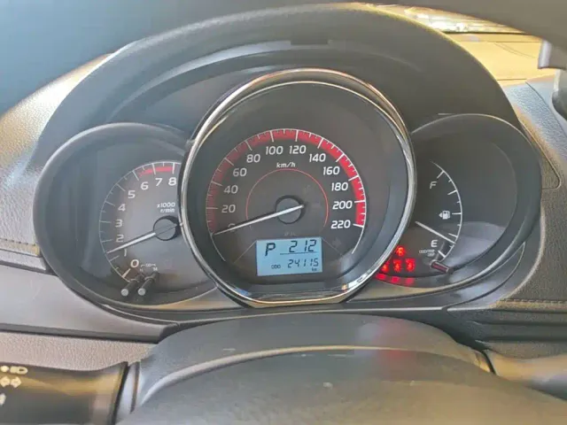 Toyota Vios FS — Фото автомобиля 11