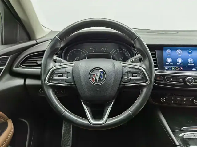 Buick Regal — Фото автомобиля 11