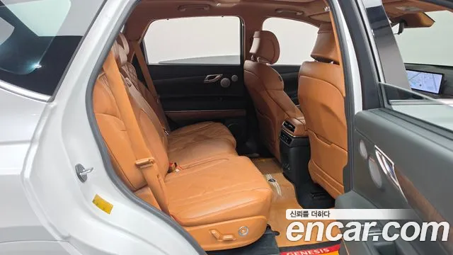 Genesis GV80 2.5T Бензин AWD — Фото автомобиля 3