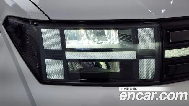 Hyundai Santafe Santa Fe (MX5) Бензин 2.5T 4WD — Фото автомобиля 20