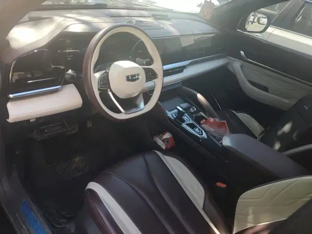 Geely Xingyue L — Фото автомобиля 12