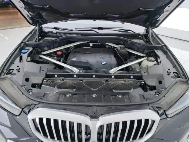 BMW X5 — Фото автомобиля 10