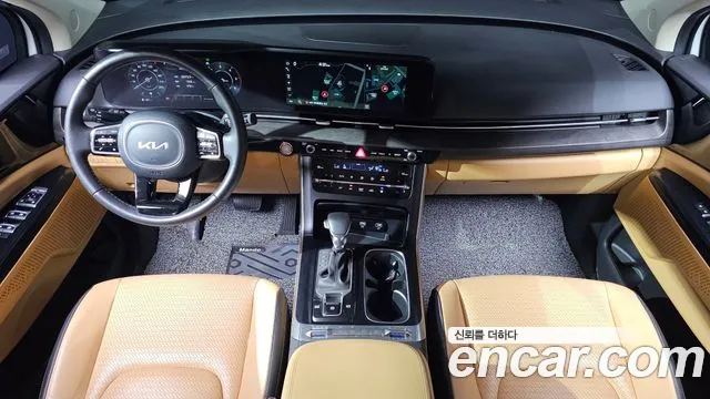 Kia Carnival Generation 4 — Фото автомобиля 10