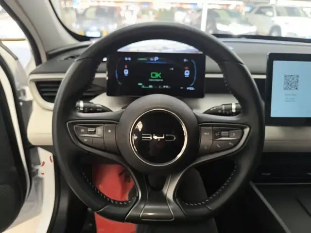 BYD Seal 05 DM-i — Фото автомобиля 10