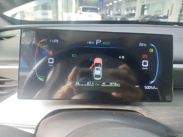BYD Seal 05 DM-i — Фото автомобиля 11