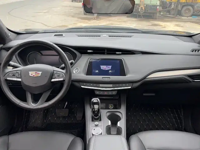 Cadillac XT4 — Фото автомобиля 22